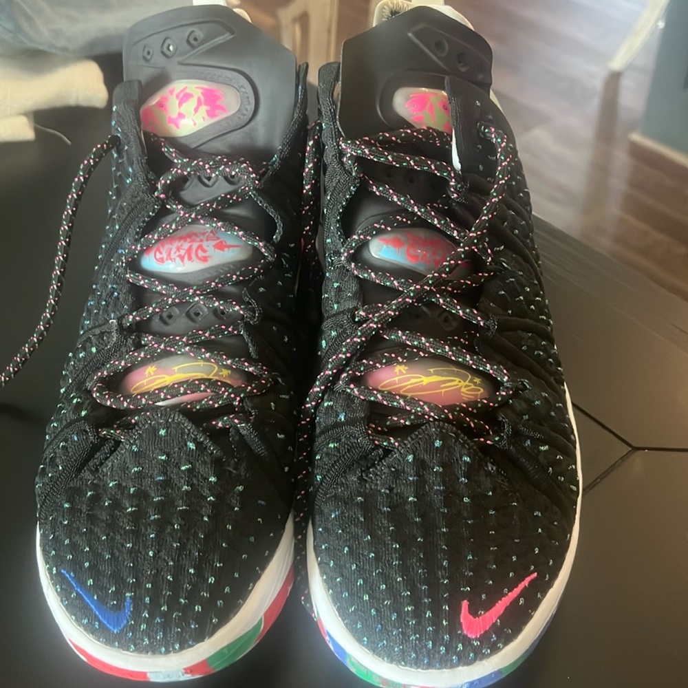 Nike Basketball Shoes